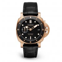 Réplique Panerai Luminor Submersible botier Goldtech 42mm Lunette Ceramique Pam00974