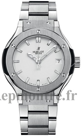 Hublot Classic Fusion Titanium 581.NX.2610.NX - Cliquez sur l'image pour la fermer