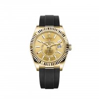 Réplique Rolex Sky-Dweller en or jaune 18 ct cadran couleur champagne bracelet Oysterflex