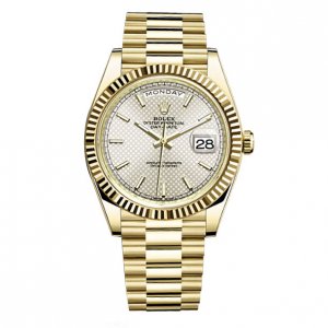 Rolex Day-Date 40 Automatique Plata Diagonal Motif Dial 18kt Or amarillo